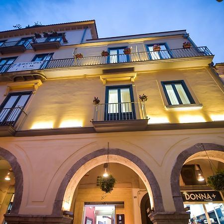 Palazzo Liguori Panzió Cava deʼ Tirreni Kültér fotó