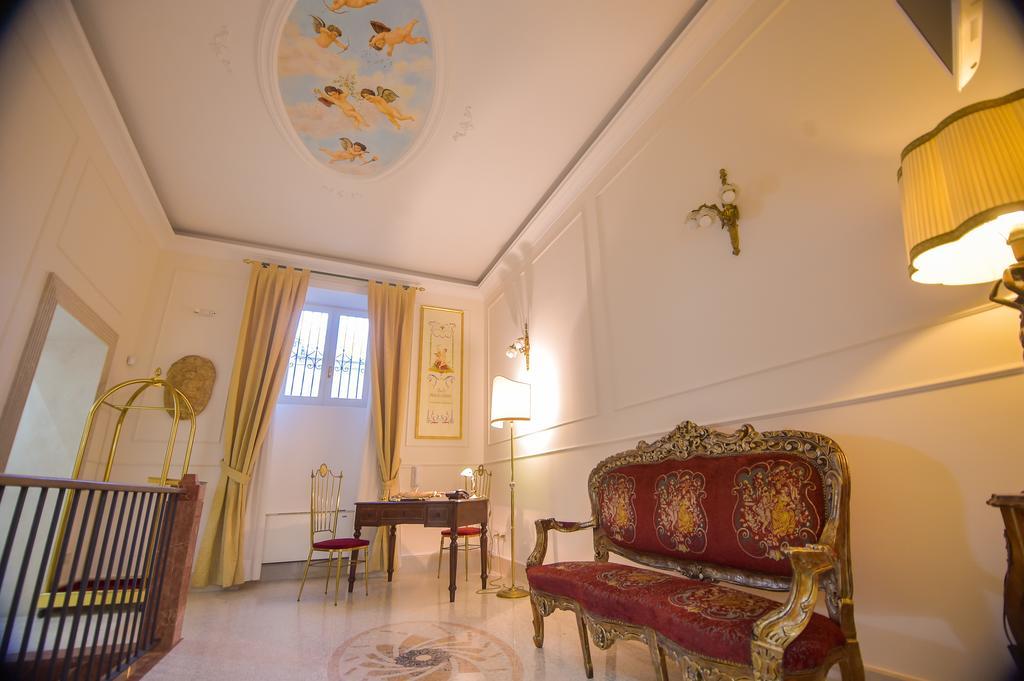 Palazzo Liguori Panzió Cava deʼ Tirreni Kültér fotó