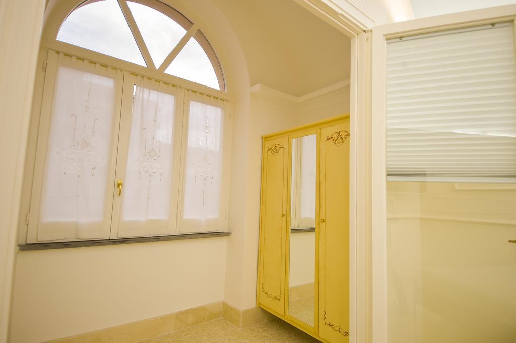 Palazzo Liguori Panzió Cava deʼ Tirreni Kültér fotó